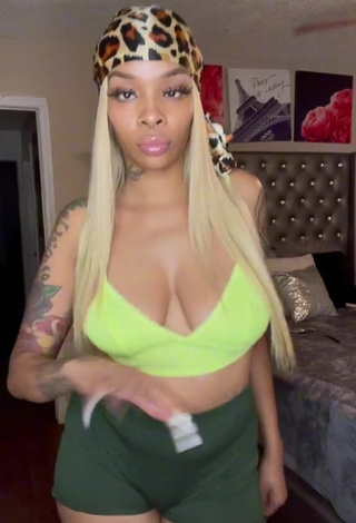 1. Cute Diandra Shows Cleavage in Light Green Crop Top and Bouncing Boobs