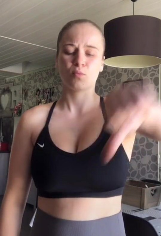 1. Sexy Doriane_lob Shows Cleavage in Black Crop Top and Bouncing Boobs