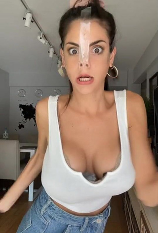 3. Sexy Emily Lucius Shows Cleavage in White Crop Top and Bouncing Boobs