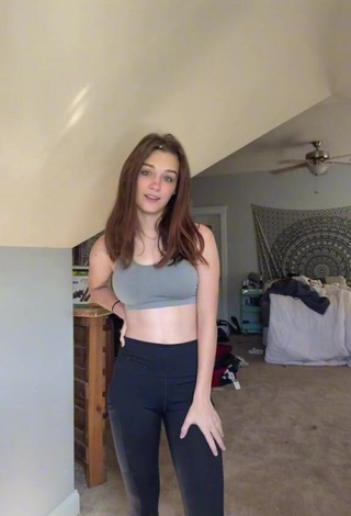 1. Hot Faith Moormeier in Leggings