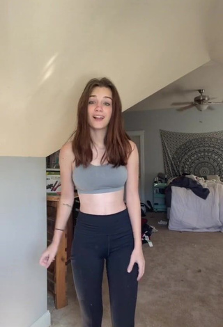 4. Hot Faith Moormeier in Leggings