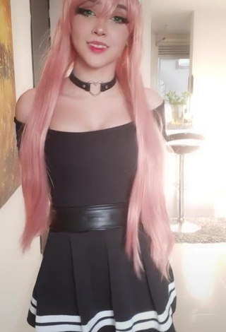 Sweetie Itsmidna Shows Cleavage in Black Dress