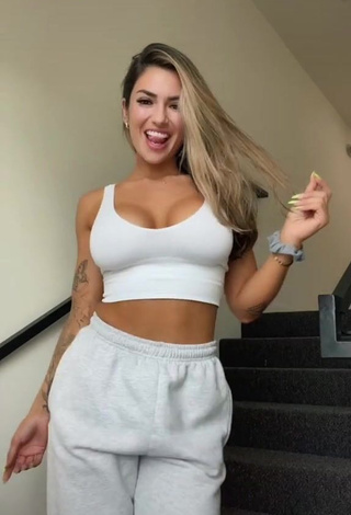 1. Luciana DelMar Looks Lovely in White Crop Top and Bouncing Boobs