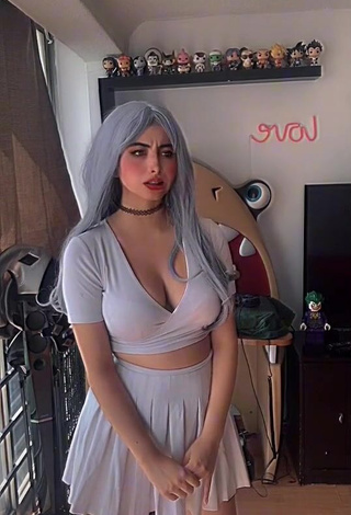 3. Sexy Matz Franco Shows Cleavage in White Crop Top and Bouncing Breasts