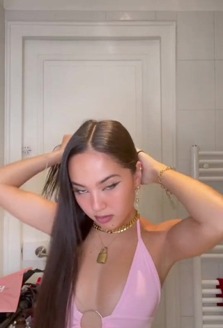 Sweetie Mai Lee Shows Cleavage in Pink Crop Top