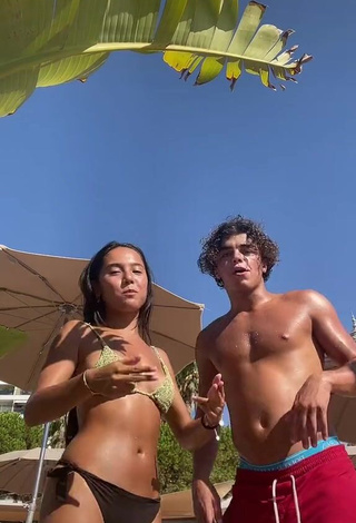 Cute Mai Lee Shows Cleavage in Bikini and Bouncing Boobs