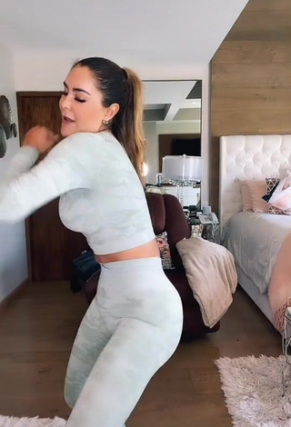 4. Sexy Ninel Conde in Leggings