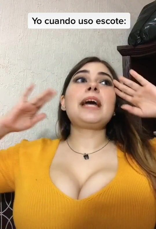 3. Yami Demonstrates Cute Cleavage and Bouncing Big Tits