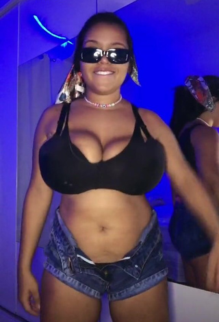 Pretty Allana Vasconcelos Shows Cleavage in Black Crop Top and Bouncing Big Boobs