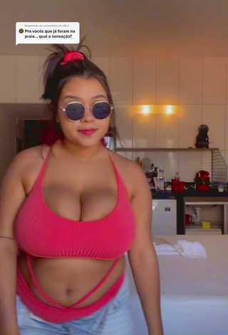 1. Amazing Allana Vasconcelos Shows Cleavage in Hot Pink Bikini