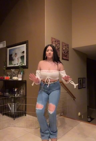 1. Hot Brissa Murillo in White Tube Top and Bouncing Boobs