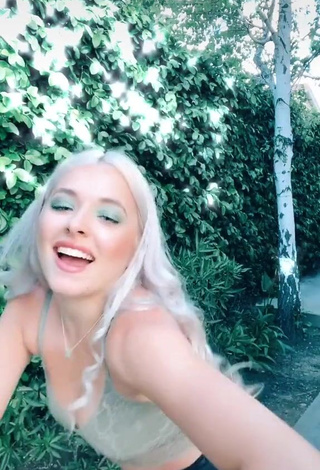 4. Sexy Bella Martinez Shows Cleavage in Green Bra and Bouncing Tits