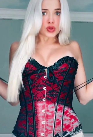 3. Sexy Bella Martinez Shows Cleavage in Corset