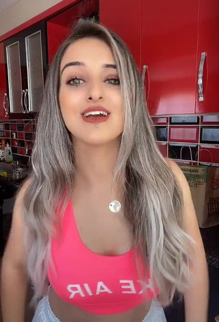 4. Sexy Cemre Shows Cleavage in Pink Crop Top