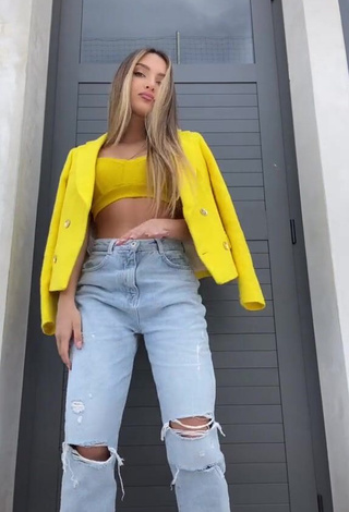 Sweet Corinne Pino in Cute Crop Top