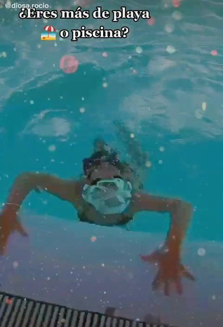 Hot Diosa Rocío in Black Bikini at the Pool