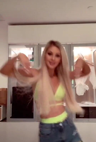 Brooklyn Elliott (@dj.brooklyn) - Nude Videos from TikTok