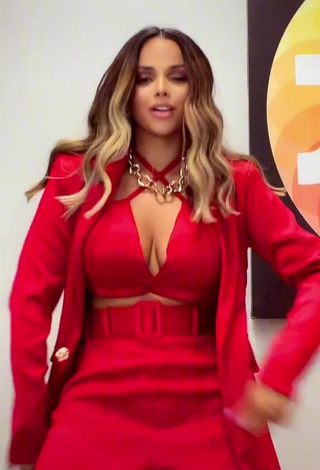 3. Beautiful Gabily Shows Cleavage in Sexy Red Crop Top and Bouncing Boobs