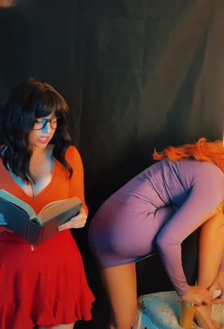 Hot Hauntedhostess Shows Butt