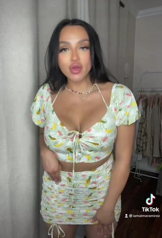 3. Sweetie Alma Ramirez Shows Cleavage in Crop Top