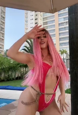 Hot Jaquelline Shows Cleavage in Red Swimsuit (Side Boob)