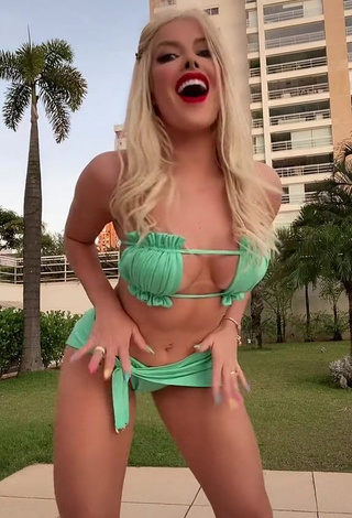 3. Wonderful Jaquelline Shows Cleavage in Green Bikini and Bouncing Tits (Side Boob)