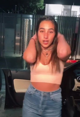 Sexy Karina Prieto Shows Cleavage in Beige Crop Top