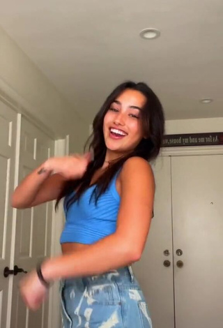 3. Cute Karina Prieto Shows Cleavage in Blue Crop Top