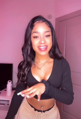 Breathtaking Lanii Kay Shows Cleavage in Black Crop Top and Bouncing Boobs