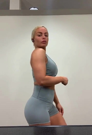 3. Cute Mandy Rose Shows Butt