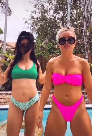 Sweet Mandy Rose Shows Cleavage in Cute Bikini at the Swimming Pool