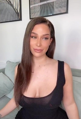 1. Lovely Océane Shows Cleavage and Bouncing Big Boobs