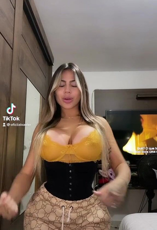 1. Hot Camila Xavier Shows Cleavage in Black Corset