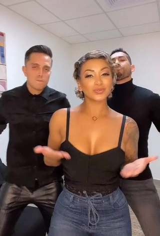 3. Hottie Paula Arias Shows Cleavage and Bouncing Tits