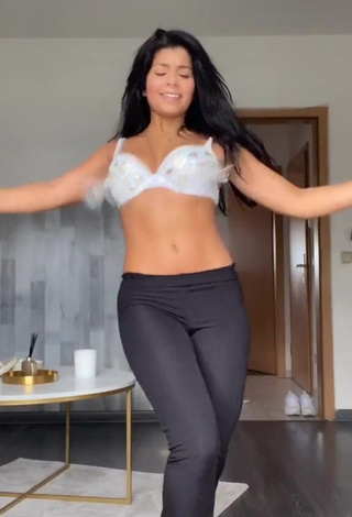 1. Sexy Sabrine Khan Shows Cleavage in White Bra and Bouncing Boobs