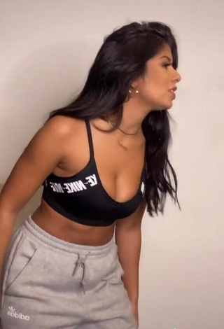 3. Cute Sabrine Khan Shows Cleavage in Black Sport Bra and Bouncing Boobs