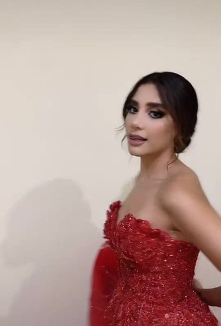 3. Cute Sam Espinosa Osuna Shows Cleavage in Red Dress