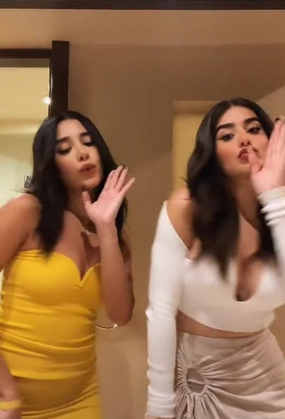 3. Sexy Sam Espinosa Osuna Shows Cleavage