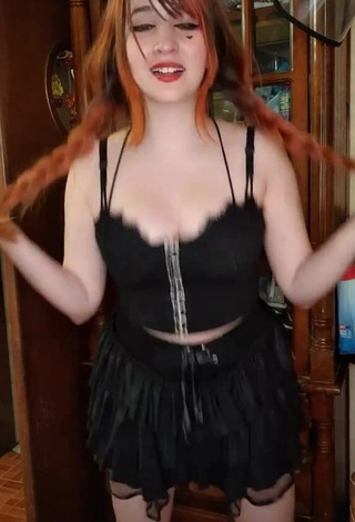 3. Sweetie San Chan Claudia Shows Cleavage in Black Crop Top and Bouncing Big Boobs