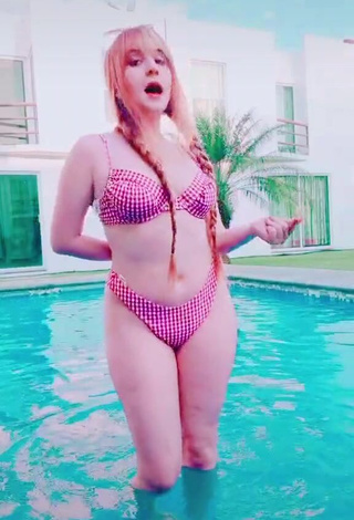 Sexy San Chan Claudia in Bikini at the Swimming Pool