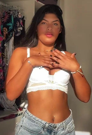 Sexy Thaina Amorim in White Bra and Bouncing Breasts