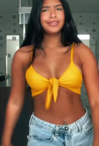 4. Sweetie Thaina Amorim in Yellow Bikini Top and Bouncing Boobs