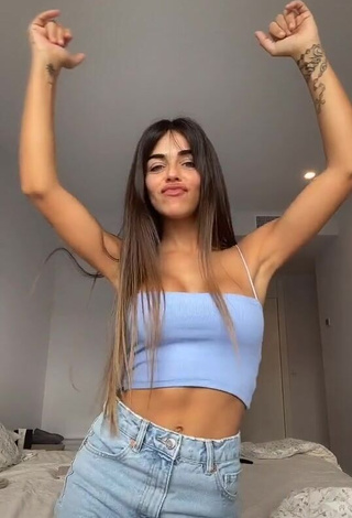 3. Cute Violeta Mangriñán Shows Cleavage in Blue Crop Top