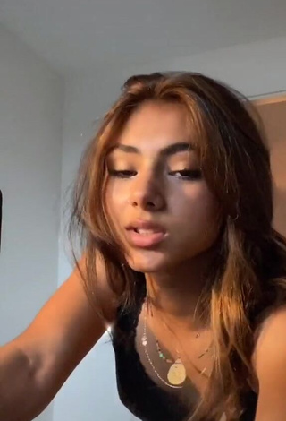 U (@1m4p13ce0fsh1ttt) - Nude Videos from TikTok