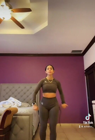 Hot Andrea Chahin in Grey Leggings