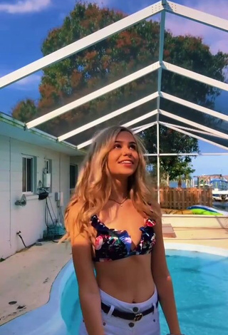 3. Sexy Faith Alexis in Floral Bikini Top at the Pool