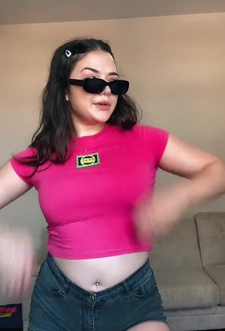 Sexy Giana Mello in Pink Crop Top