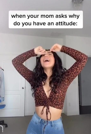 4. Desirable Jazlyn G Shows Cleavage in Leopard Crop Top