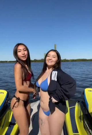 3. Hot Jazlyn G Shows Butt on a Boat