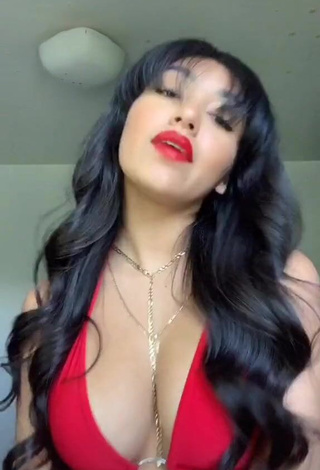 1. Cute Jackie Ybarra Shows Cleavage